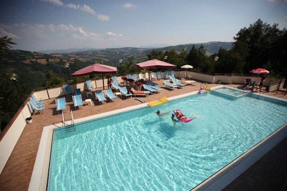Albergo Centopini Gemmano Exterior foto