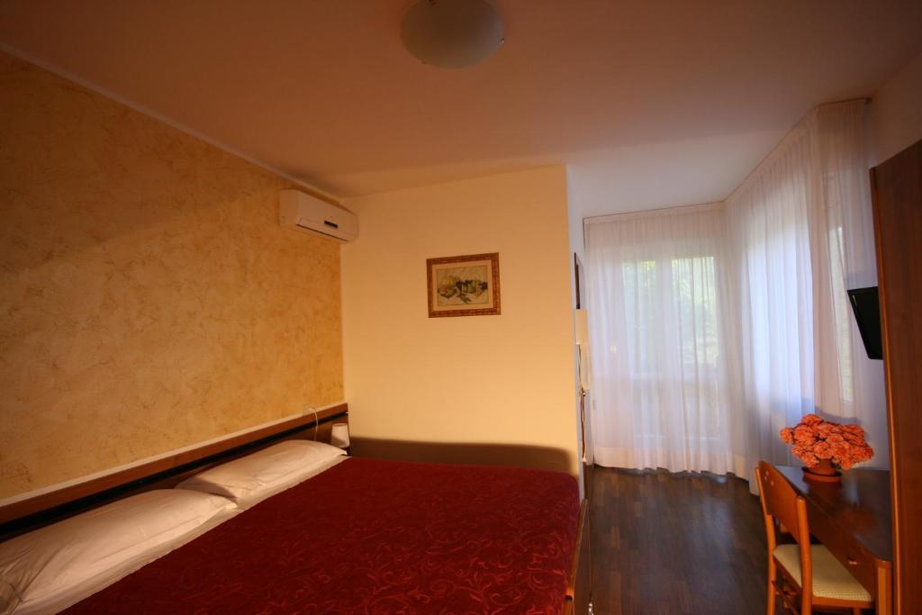 Albergo Centopini Gemmano Habitación foto