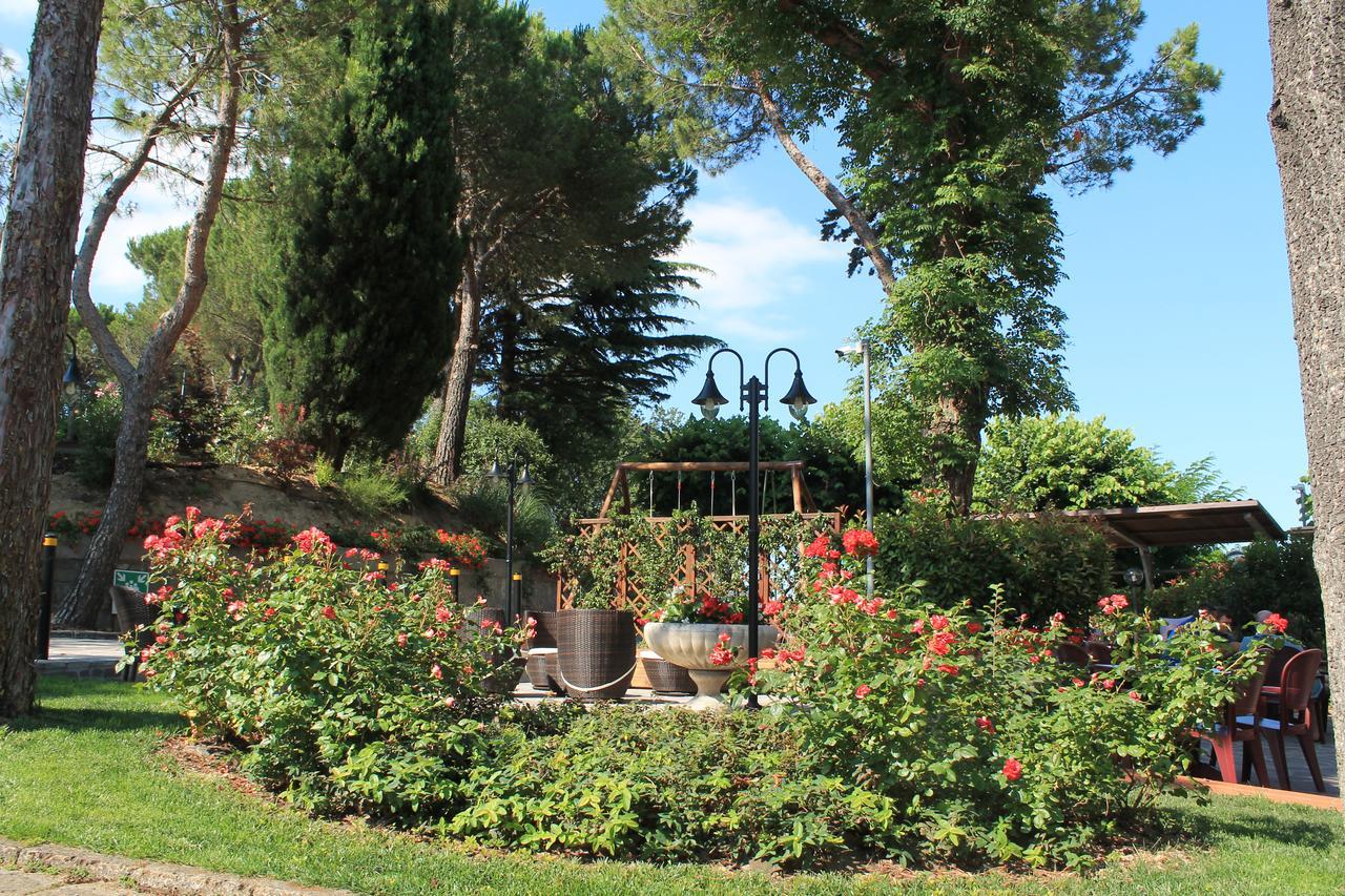 Albergo Centopini Gemmano Exterior foto
