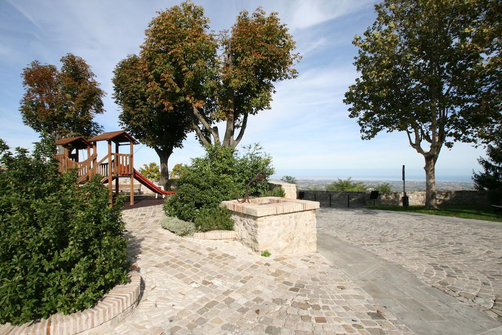 Albergo Centopini Gemmano Exterior foto